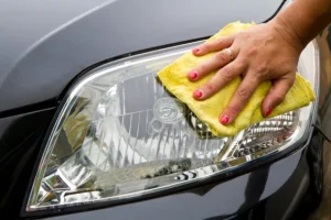 رفع کدری و زردی چراغ ماشین | بهترین محلول شفاف کننده چراغ خودر