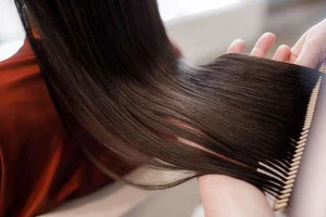 فواید و عوارض کراتینه مو زنانه چیست | مراقبت های بعد از کراتینه مو